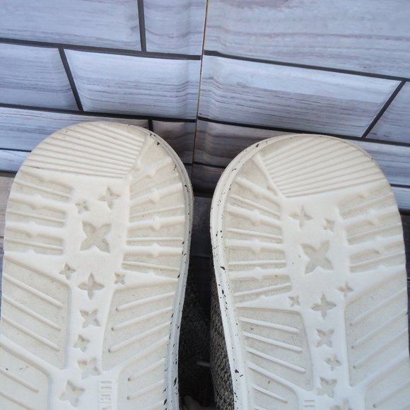 SIZE 11. Hey Dude Wally Sox stretch slip on shoes. main image 8